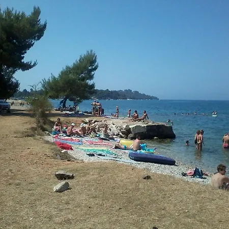 Guesthouse Adria 3* Pula