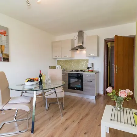 Guest house Guesthouse Adria 3*