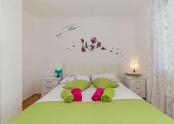 Guesthouse Adria 3*